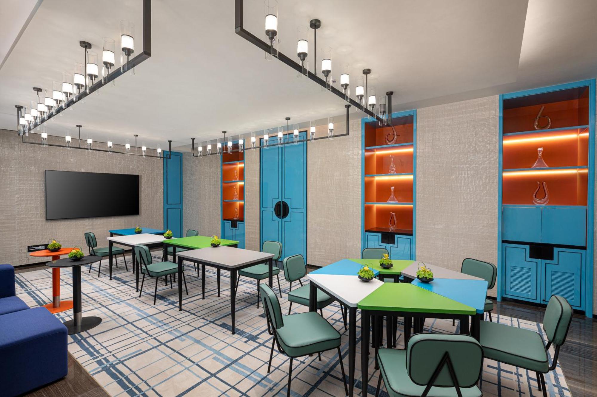 Hotel Indigo Guangzhou Haixinsha By Ihg - Free Shuttle Bus To Canton Fair Complex During Canton Fair Period Bagian luar foto